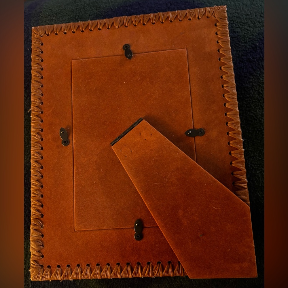 Gorgeous Western Leather Frame with Resin Candle Holder - Picture 6 of 10